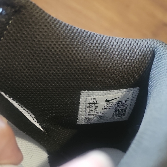 Nike Olive and White High-Top Sneakers - Picture 9 of 9